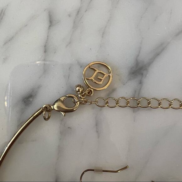 Goldtone Hammered Matching Statement Choker Necklace and Earrings Set Black Gold - Picture 4 of 4